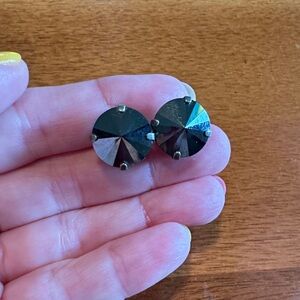 Sabika Black Stud Earrings
